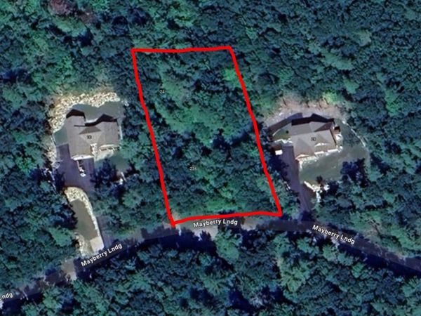 24 Mayberry Landing , Naples, ME 04055