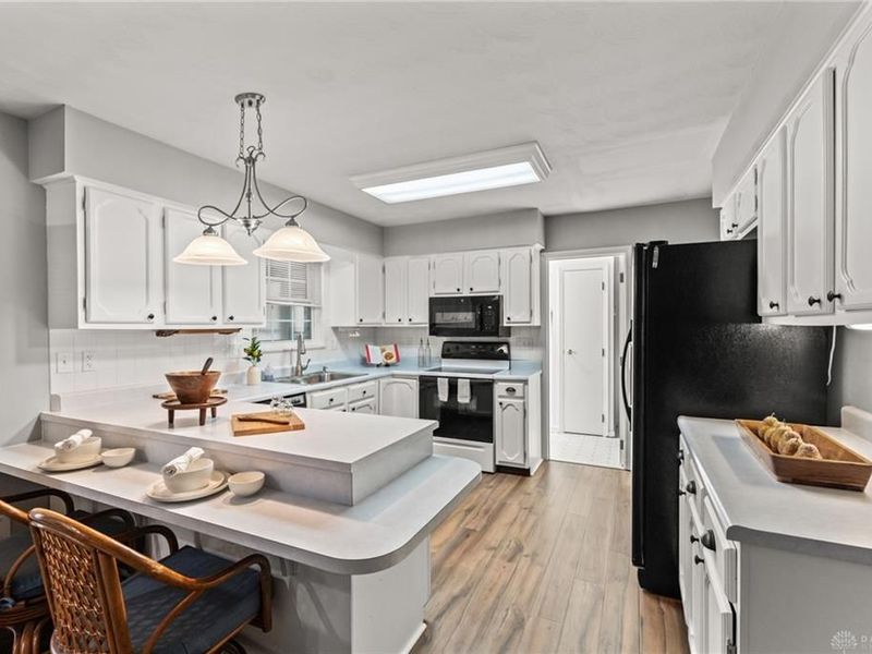 528 Blue Jay Drive, Vandalia, OH 45377 Photo 12