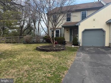 31 COTTONWOOD STREET, NEWTOWN, PA 18940