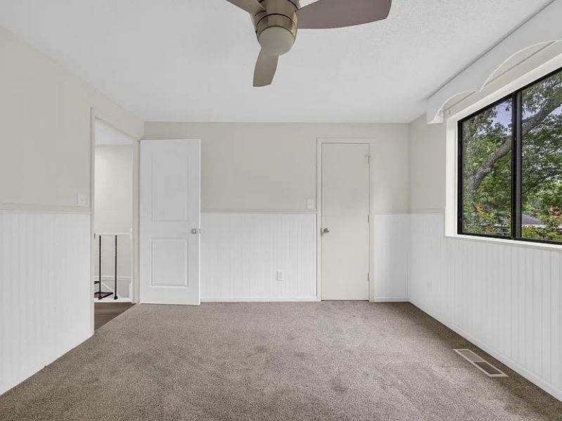 217 N Myrtle St. Photo 10