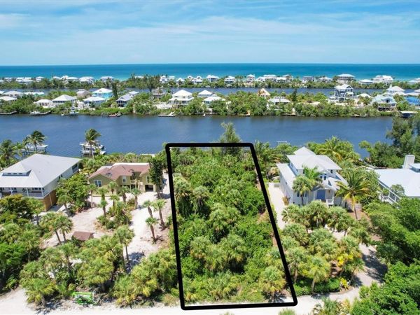 211 KETTLE HARBOR DRIVE , PLACIDA, FL 33946