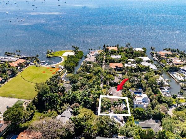 3370 Poinciana Ave , Miami, FL 33133