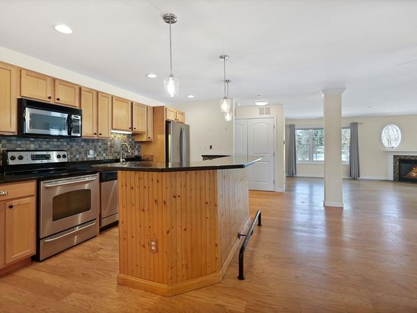 10 Westchester Drive, Unit 10, Haverhill, MA 01830