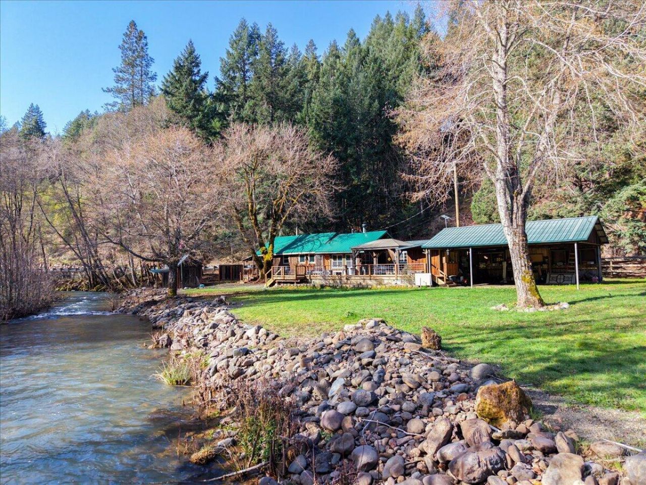 9972 Elk Creek Road, Trail, OR 97541 Main Photo