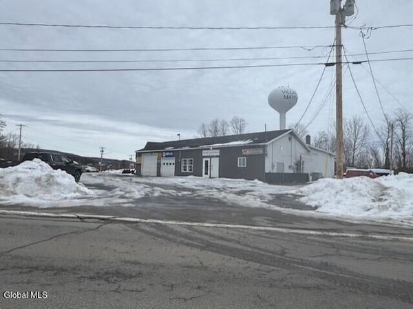 2469 NY-30, Mayfield, NY 12117