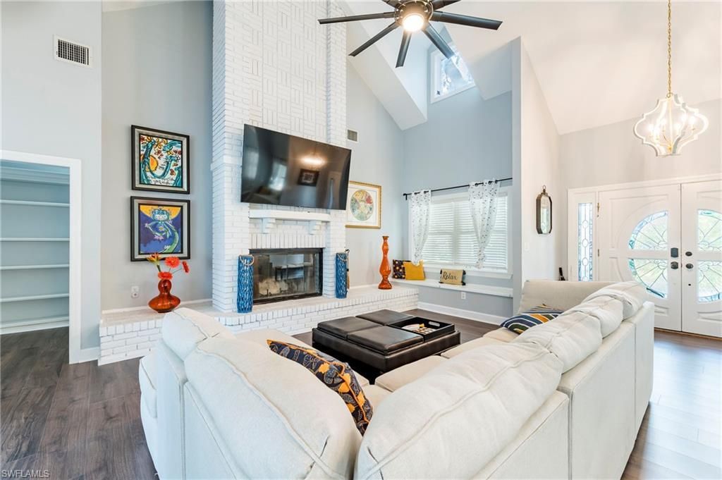 335 Sanctuary Dr , Crystal Beach, FL 34681 Photo