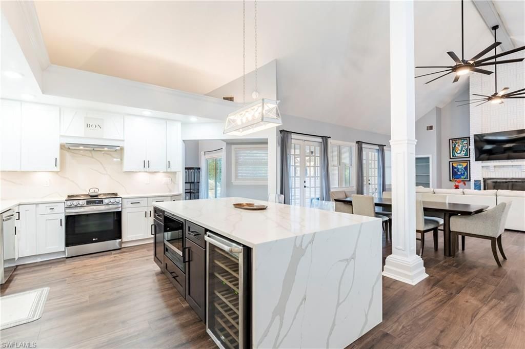 335 Sanctuary Dr , Crystal Beach, FL 34681 Photo