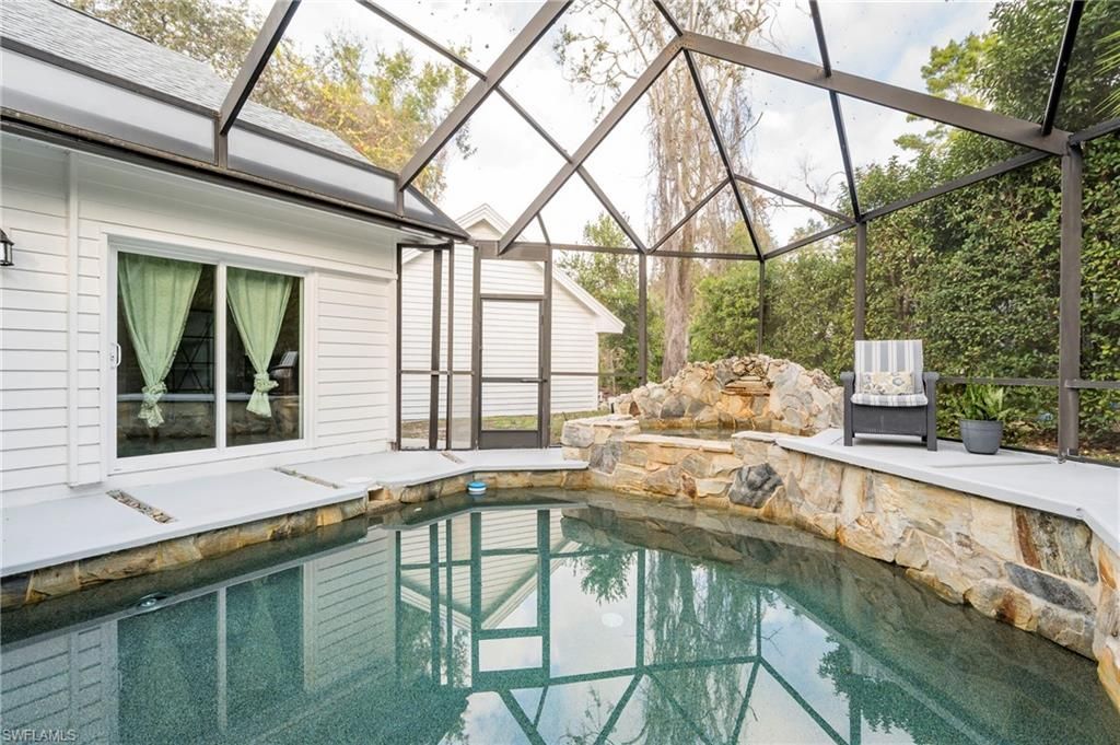 335 Sanctuary Dr , Crystal Beach, FL 34681 Photo