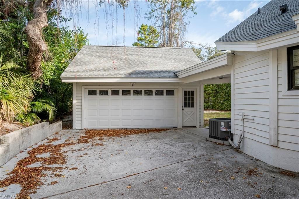 335 Sanctuary Dr , Crystal Beach, FL 34681 Photo