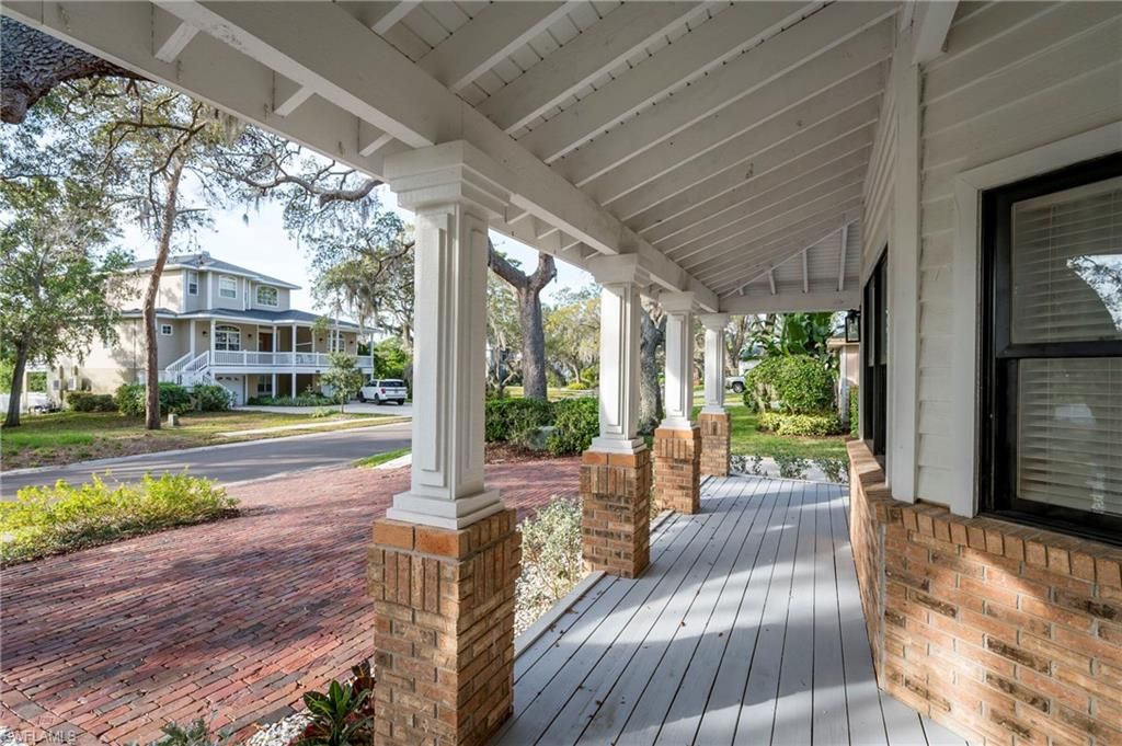 335 Sanctuary Dr , Crystal Beach, FL 34681 Photo