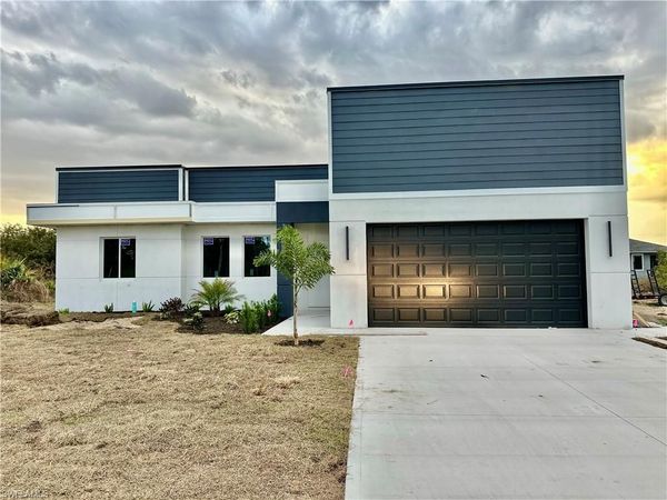 3004 Iris CIR , LABELLE, FL 33935