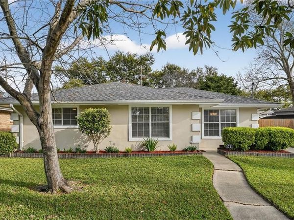 1711 MENDEZ Drive, New Orleans, LA 70122