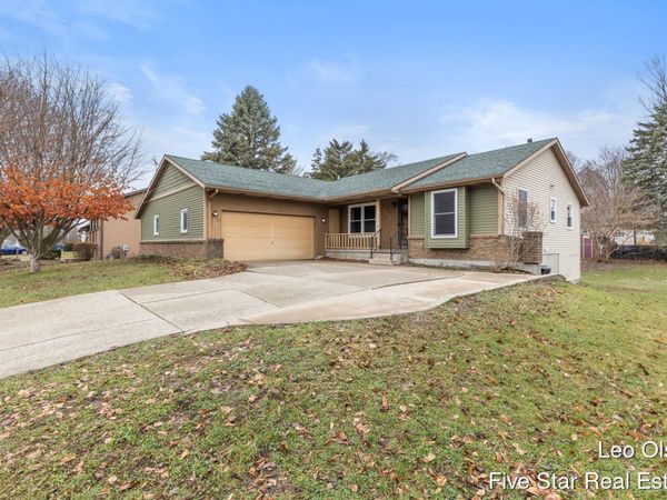 4451 Blackfoot Drive SW, Grandville, MI 49418