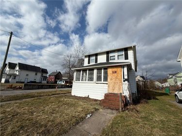 50 Exchange Street, Geneva, NY 14456