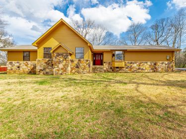 9973 Miller Road, Soddy Daisy, TN 37379
