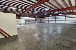 201 E Cox Ferry Rd. photo 4