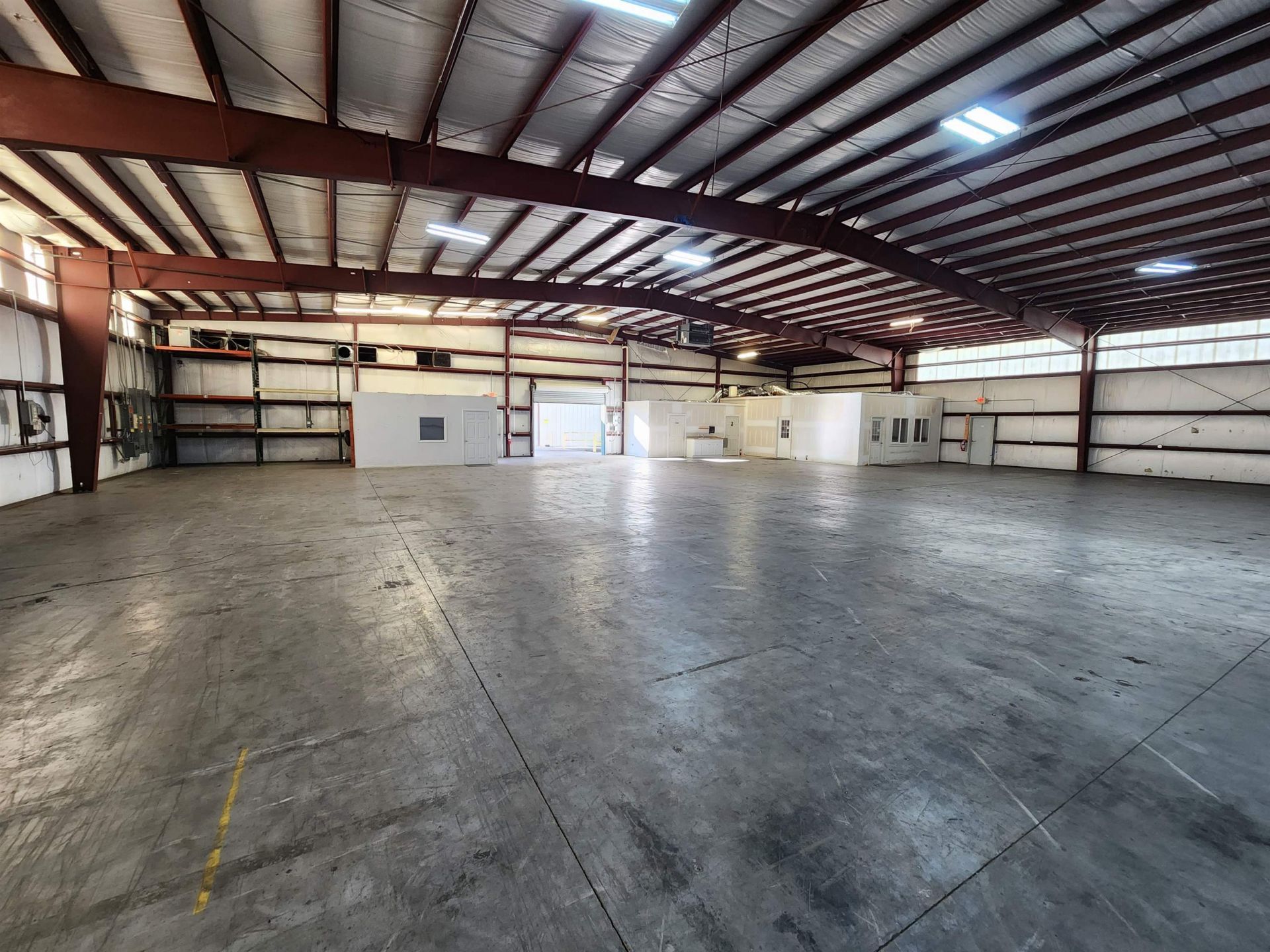 201 E Cox Ferry Rd. Photo 4