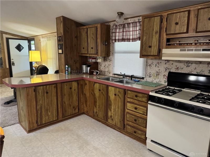 5148 Sierra Circle, Dayton, OH 45414 Photo 6