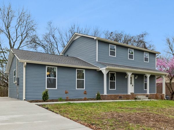 5144 Roxborough Dr, Hermitage, TN 37076