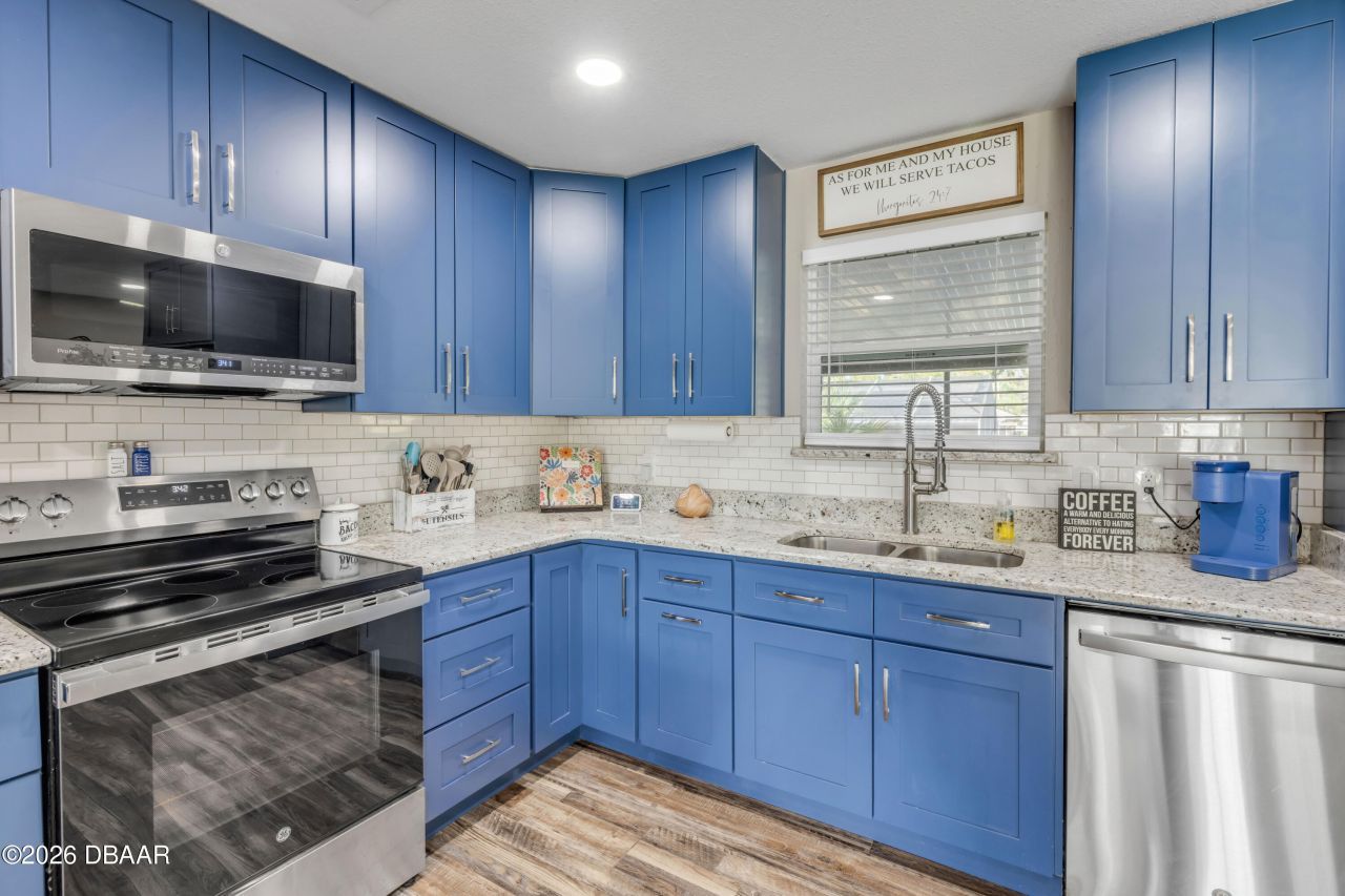 2711 Pine Tree Drive, Edgewater, FL 32141 Photo