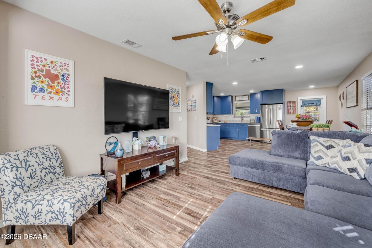 2711 Pine Tree Drive, Edgewater, FL 32141 Photo