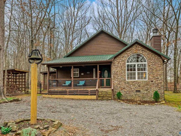 611-1 Cove Road, Mentone, AL 35984