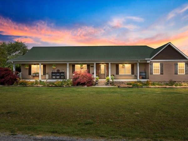 263 County Road 384, Crossville, AL 35962