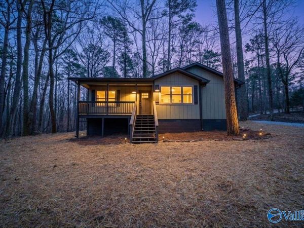 319 Laurel Lane, Gurley, AL 35748