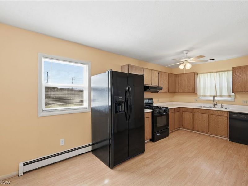 1082 Hazel Street , Akron, OH 44305 Photo 10