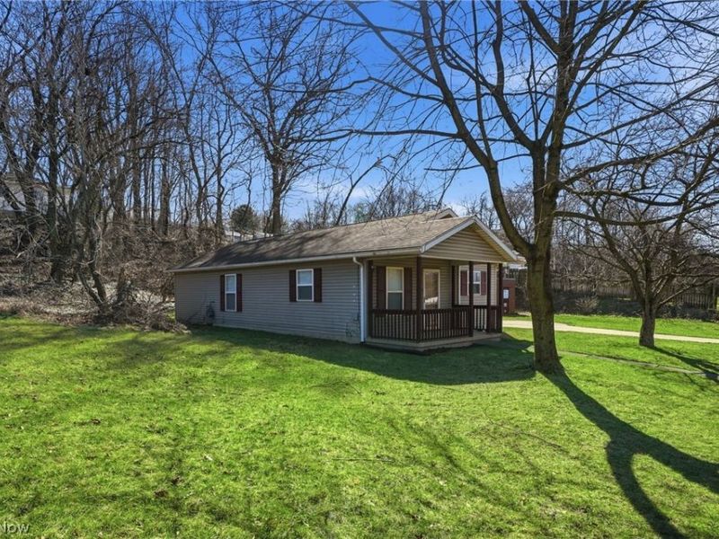 1082 Hazel Street , Akron, OH 44305 Photo 3