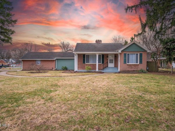 5809 Dorr Street, Toledo, OH 43615