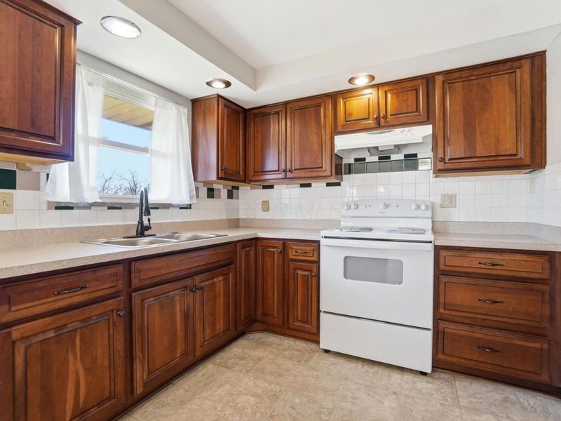 3129 E High Street, Springfield, OH 45505 Photo 17