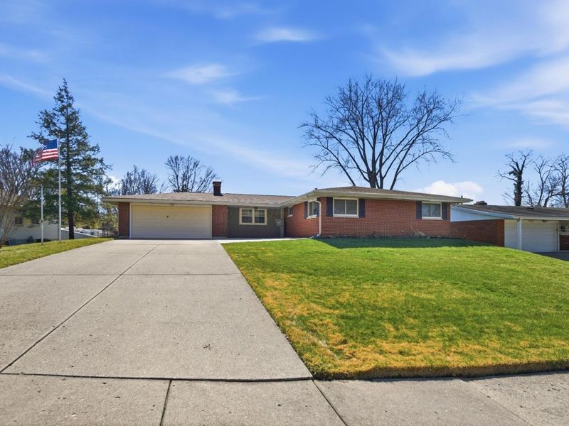 3129 E High Street, Springfield, OH 45505 Photo 2