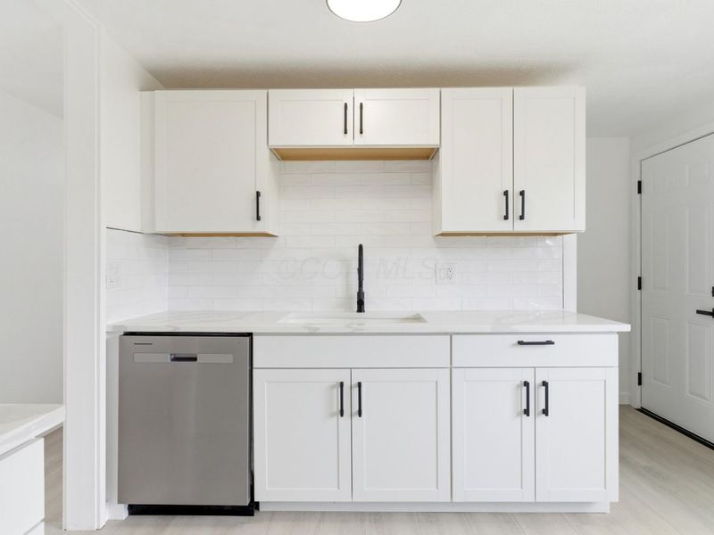 6162 Hanby Square E, Columbus, OH 43229 Photo 14