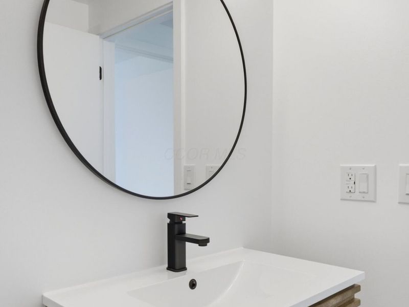 6162 Hanby Square E, Columbus, OH 43229 Photo 24