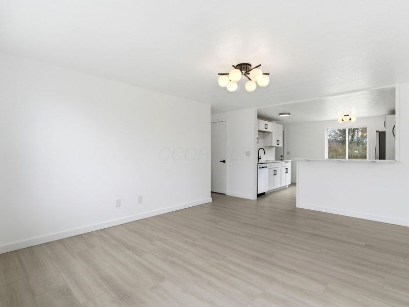 6162 Hanby Square E, Columbus, OH 43229 Photo 9