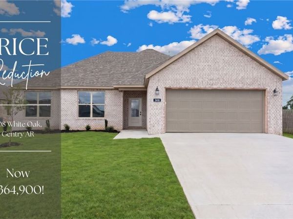308 White Oak Street, Gentry, AR 72734