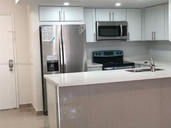 8883 Fontainebleau Blvd , Unit 101-A, Miami, FL 33172