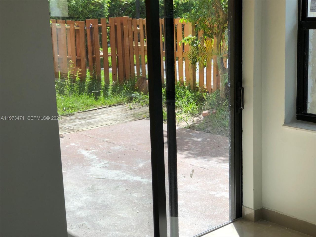 8883 Fontainebleau Blvd , Unit 101-A, Miami, FL 33172 Photo