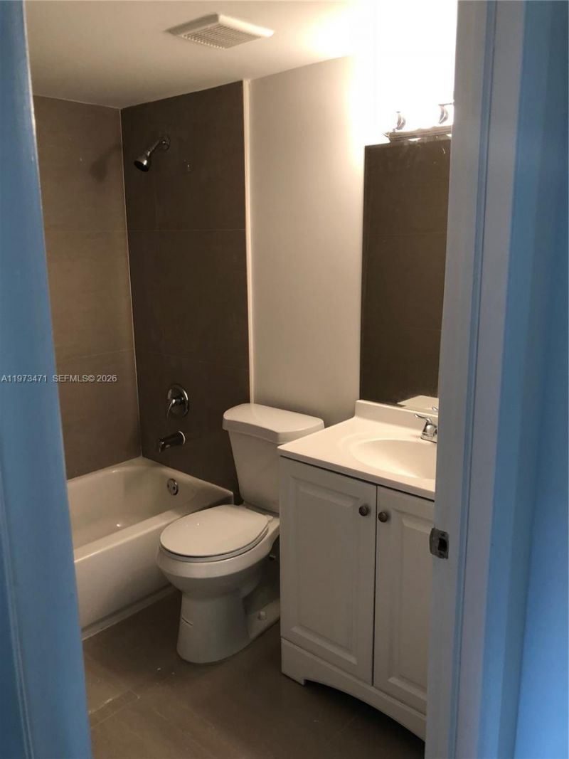 8883 Fontainebleau Blvd , Unit 101-A, Miami, FL 33172 Photo