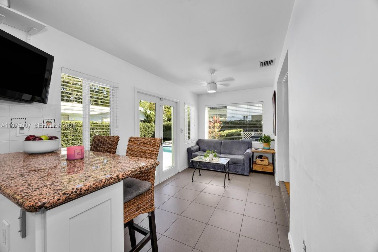 1005 Columbus Blvd , Coral Gables, FL 33134 Photo