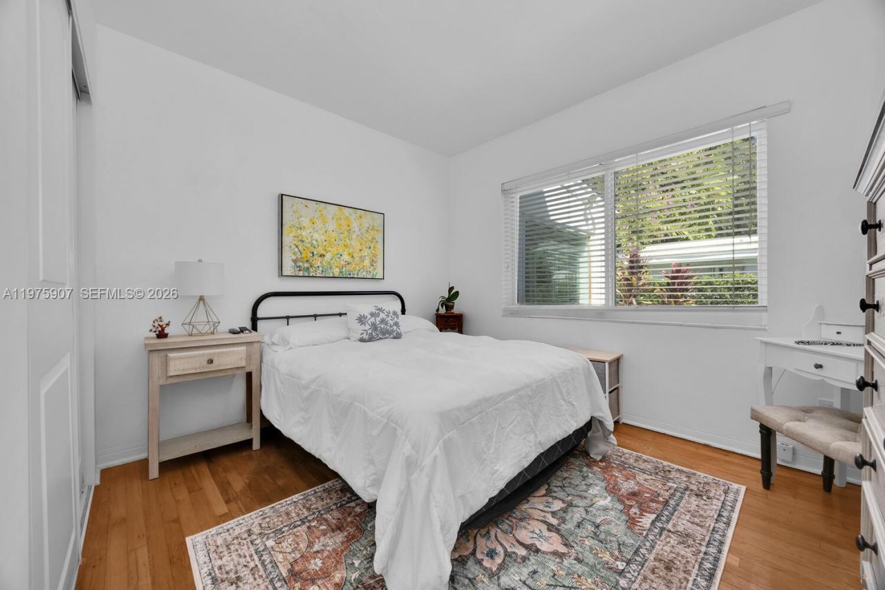 1005 Columbus Blvd , Coral Gables, FL 33134 Photo