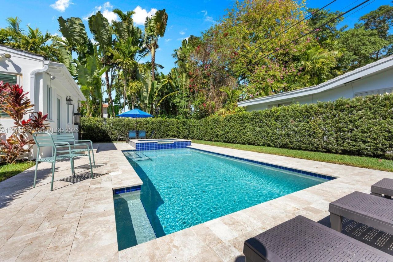 1005 Columbus Blvd , Coral Gables, FL 33134 Photo