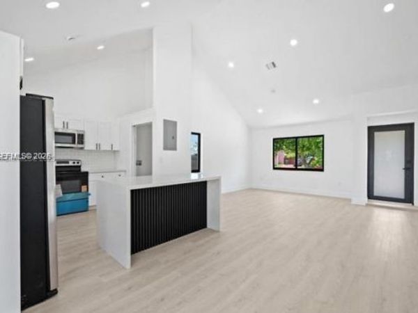 20620 SW 120th Pl , Miami, FL 33177