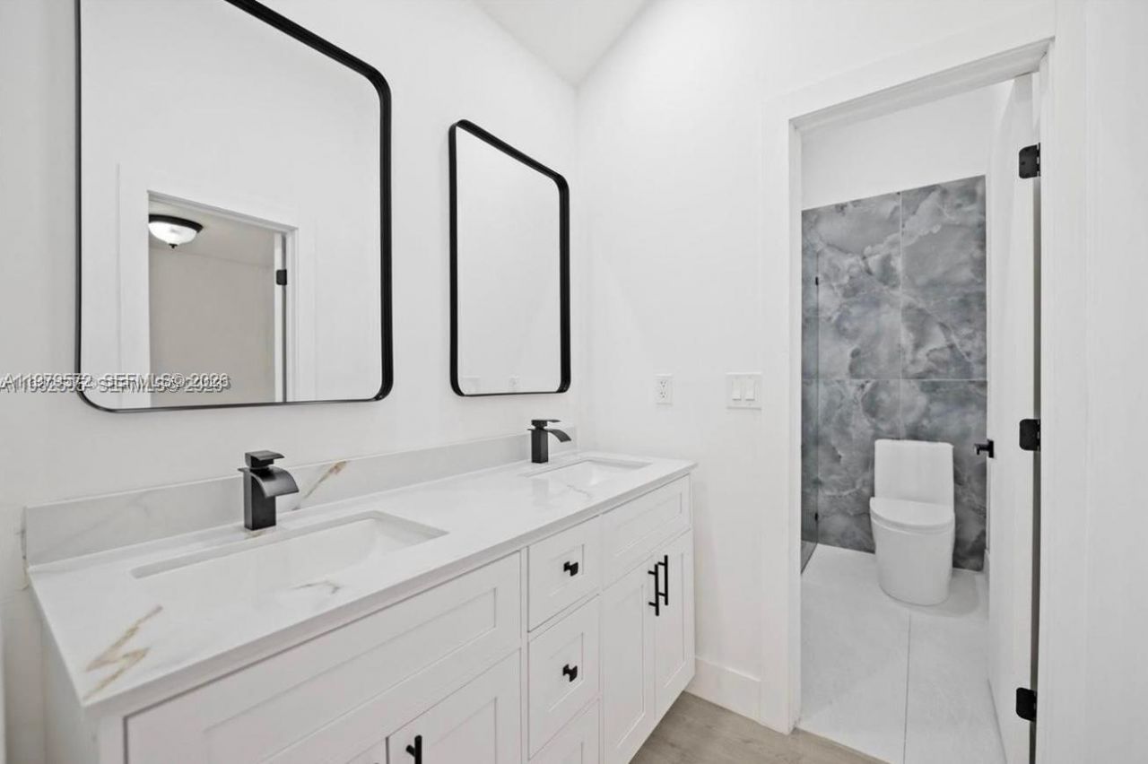 20620 SW 120th Pl , Miami, FL 33177 Photo