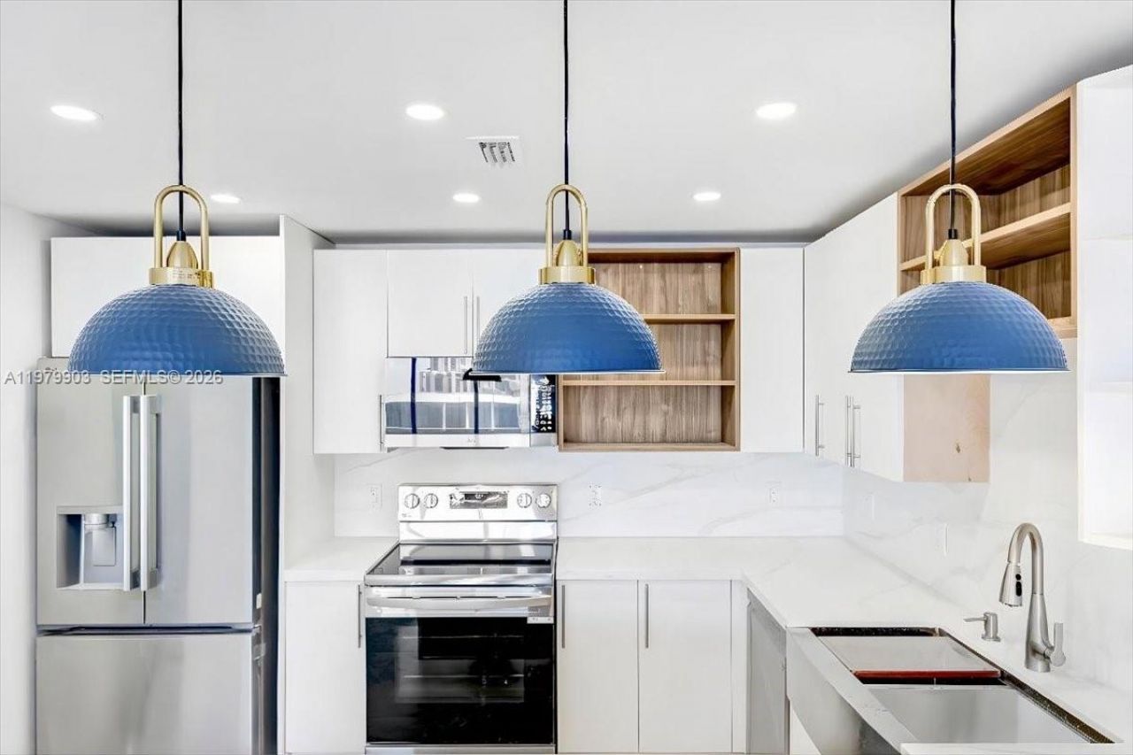 3111 N Ocean Dr, Unit 905, Hollywood, FL 33019 Photo