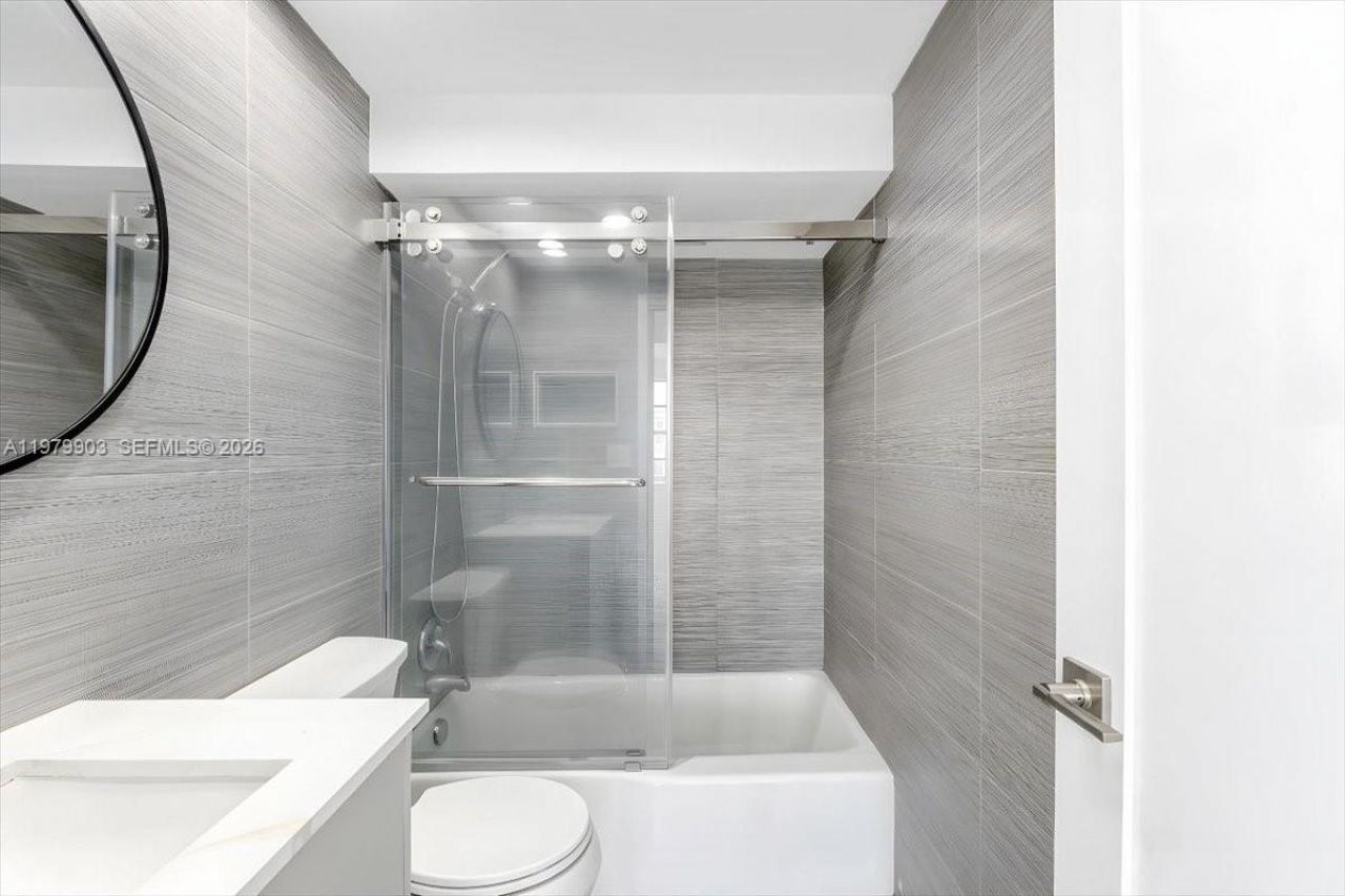 3111 N Ocean Dr, Unit 905, Hollywood, FL 33019 Photo