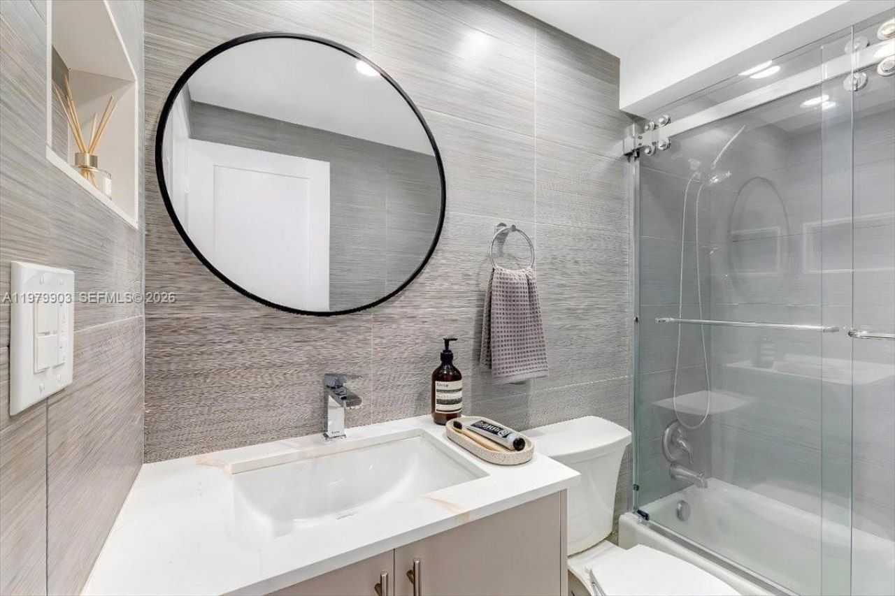 3111 N Ocean Dr, Unit 905, Hollywood, FL 33019 Photo