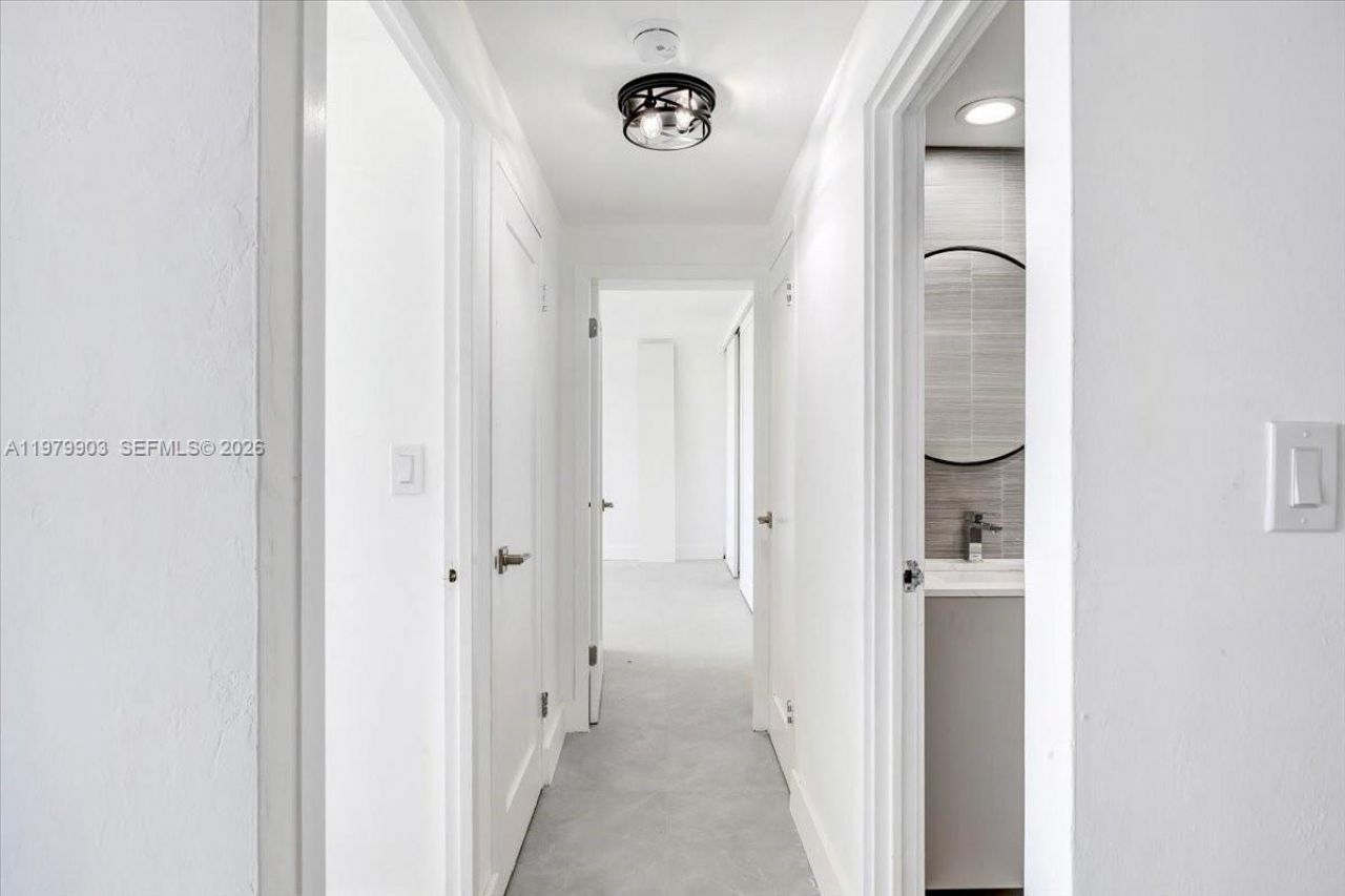 3111 N Ocean Dr, Unit 905, Hollywood, FL 33019 Photo