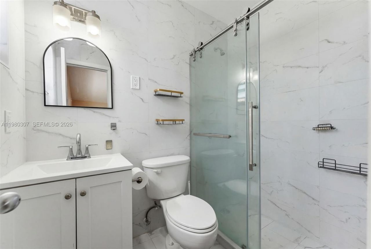 7331 Gary Ave, Unit 206, Miami Beach, FL 33141 Photo